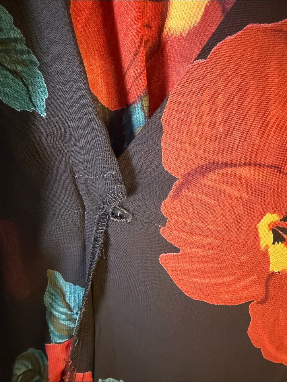 Carole Little Black Floral Side Tie Top - Picture 5 of 10